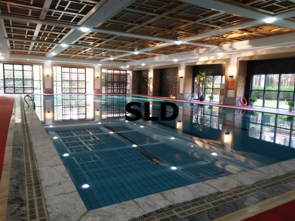 武漢室內(nèi)游泳池水質(zhì)白濁難處理？酵素澄清劑兩步循環(huán)恢復清澈